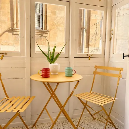 Designer Loft In The Heart Of With Roof Terrace Appartamento