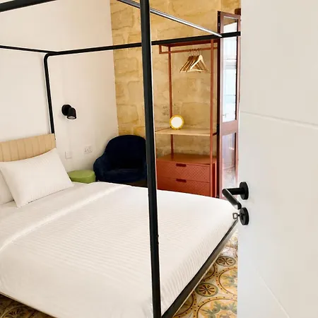 Designer Loft In The Heart Of With Roof Terrace Appartamento Sliema